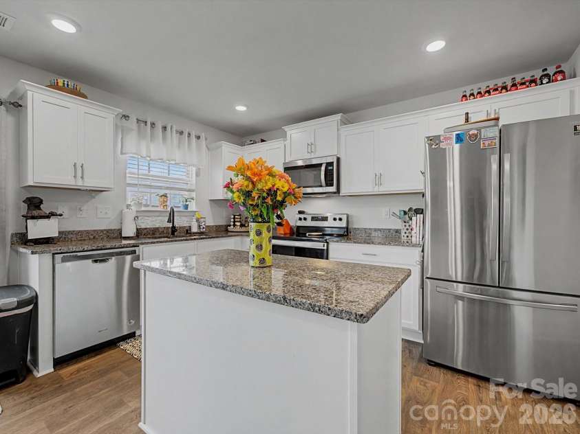 1718 Gaston Mountain Drive, Dallas, NC 28034.  MLS# CAR4340398, YatesRealty ID 9376. 