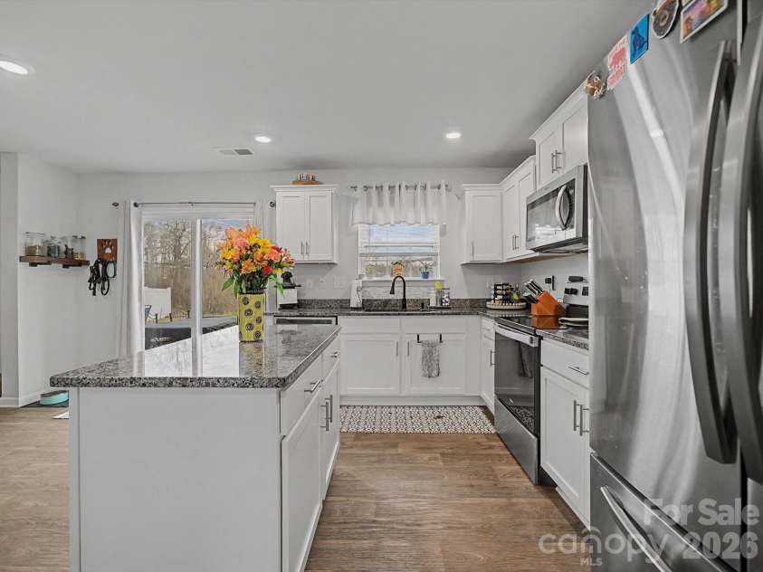 1718 Gaston Mountain Drive, Dallas, NC 28034.  MLS# CAR4340398, YatesRealty ID 9376. 