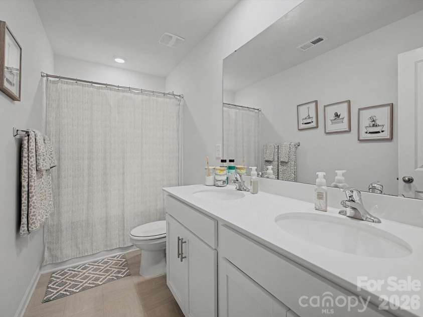 1718 Gaston Mountain Drive, Dallas, NC 28034.  MLS# CAR4340398, YatesRealty ID 9376. 