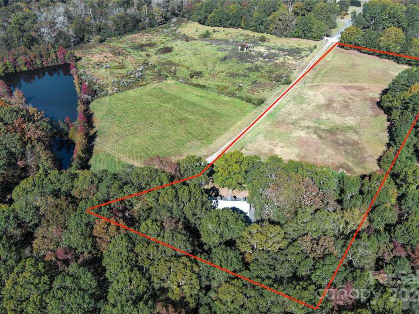 3018 Castlebrook Drive, Monroe, NC 28112.  MLS# CAR4194126, YatesRealty ID 9376. 