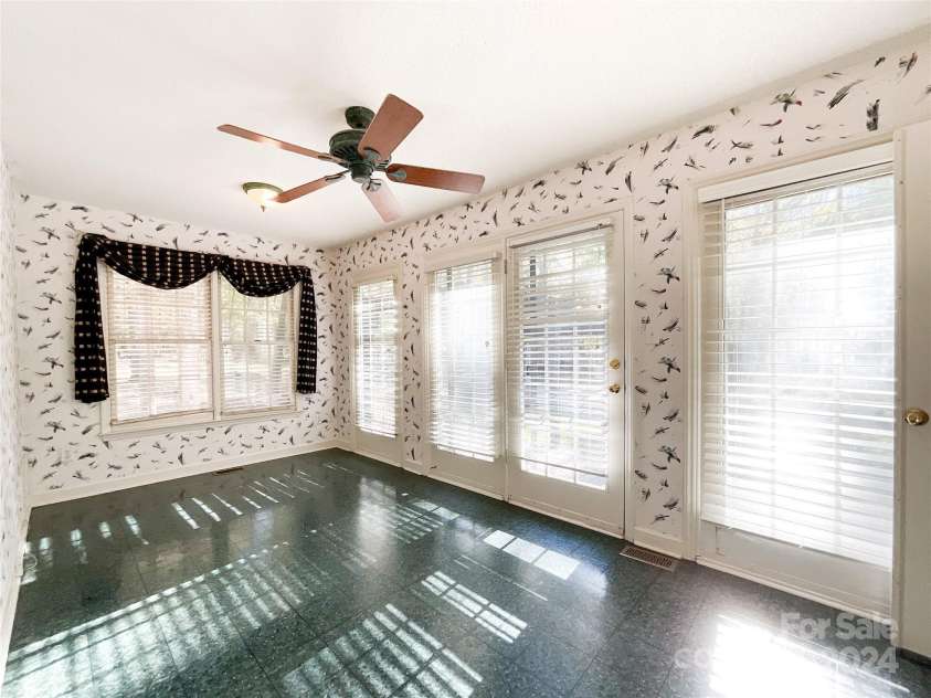 3018 Castlebrook Drive, Monroe, NC 28112.  MLS# CAR4194126, YatesRealty ID 9376. 