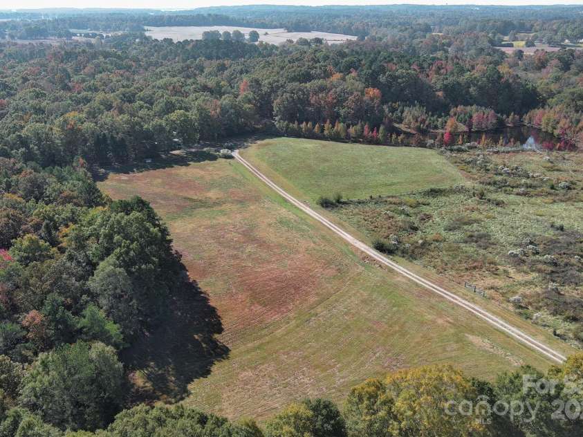 3018 Castlebrook Drive, Monroe, NC 28112.  MLS# CAR4194126, YatesRealty ID 9376. 