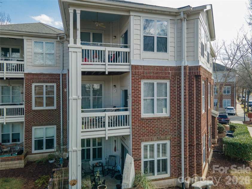 714 Northeast Drive, Davidson, NC 28036.  MLS# CAR4349837, YatesRealty ID 9377. 