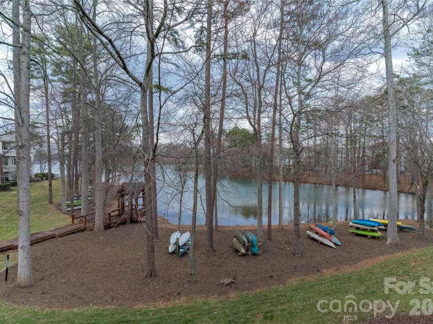 714 Northeast Drive, Davidson, NC 28036.  MLS# CAR4349837, YatesRealty ID 9377. 
