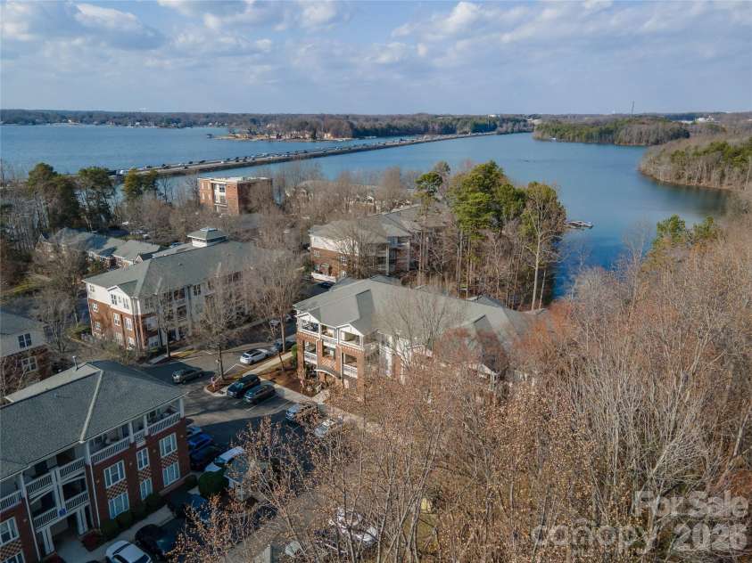 714 Northeast Drive, Davidson, NC 28036.  MLS# CAR4349837, YatesRealty ID 9377. 