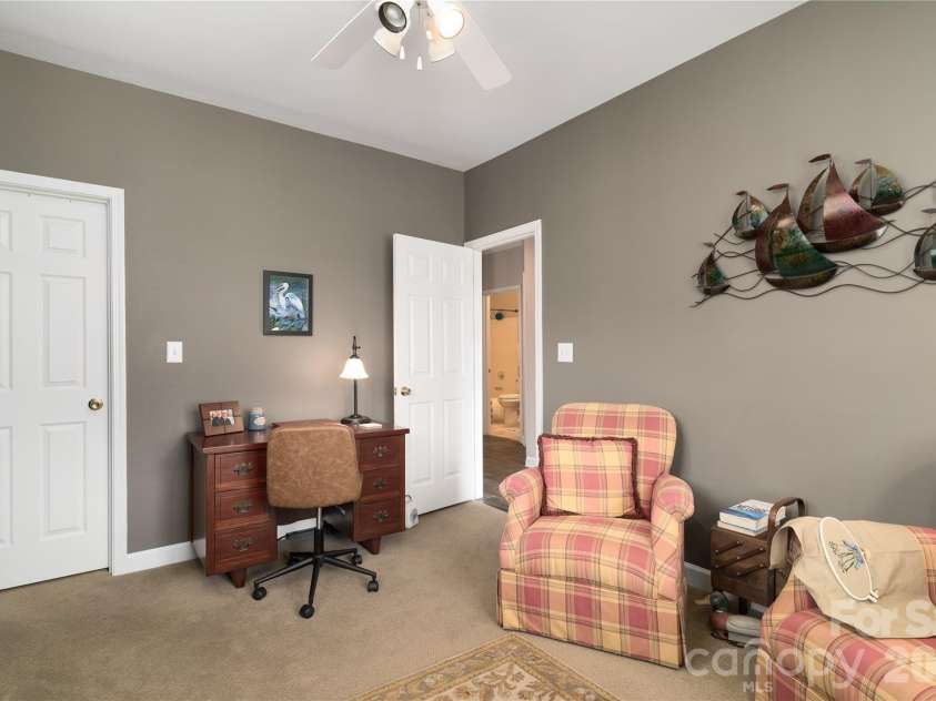 714 Northeast Drive, Davidson, NC 28036.  MLS# CAR4349837, YatesRealty ID 9377. Third bedroom can be flex room for office, tv room...