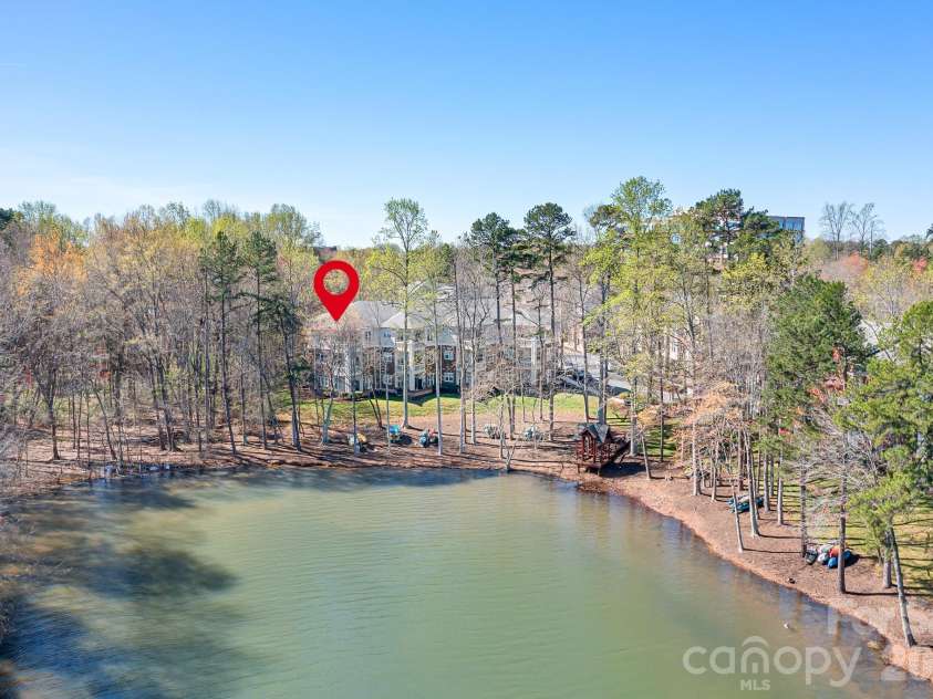 714 Northeast Drive, Davidson, NC 28036.  MLS# CAR4356526, YatesRealty ID 9377. 