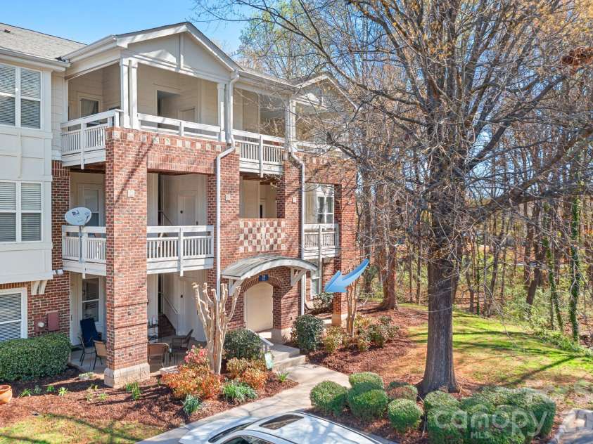 714 Northeast Drive, Davidson, NC 28036.  MLS# CAR4356526, YatesRealty ID 9377. 