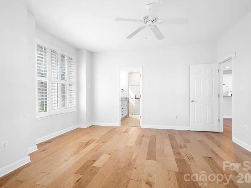714 Northeast Drive, Davidson, NC 28036.  MLS# CAR4356526, YatesRealty ID 9377. 
