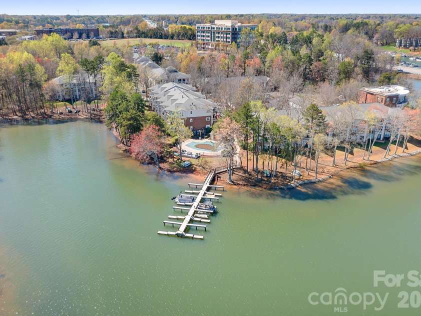 714 Northeast Drive, Davidson, NC 28036.  MLS# CAR4356526, YatesRealty ID 9377. 
