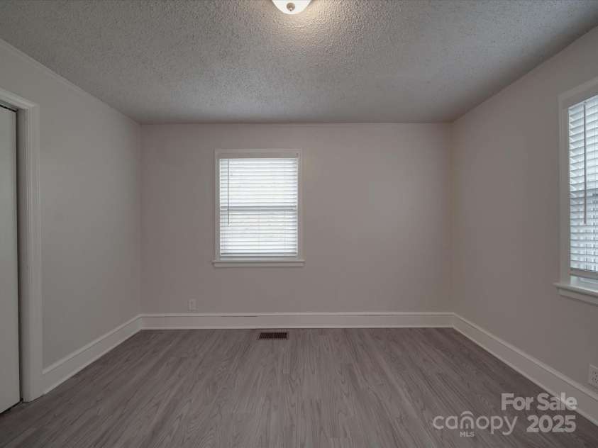 2996 Shady Lane, Charlotte, NC 28208.  MLS# CAR4208360, YatesRealty ID 9379. 