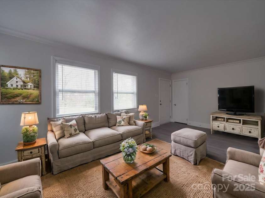 2996 Shady Lane, Charlotte, NC 28208.  MLS# CAR4208360, YatesRealty ID 9379. Virtually staged