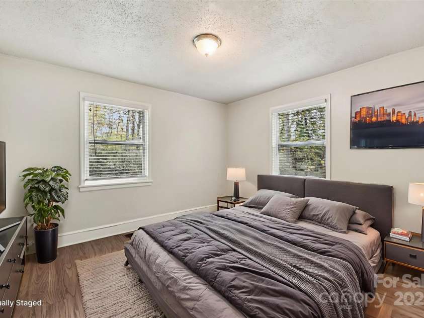 2996 Shady Lane, Charlotte, NC 28208.  MLS# CAR4320461, YatesRealty ID 9379. Virtually staged.