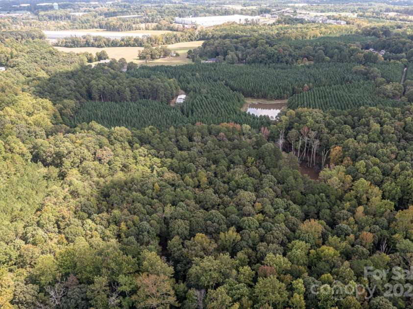 11001 Mount Holly Hntrsvlle Road, Huntersville, NC 28078.  MLS# CAR4219368, YatesRealty ID 938. 