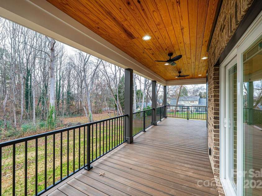 1328 33rd Avenue Drive, Hickory, NC 28601.  MLS# CAR4327859, YatesRealty ID 938. 