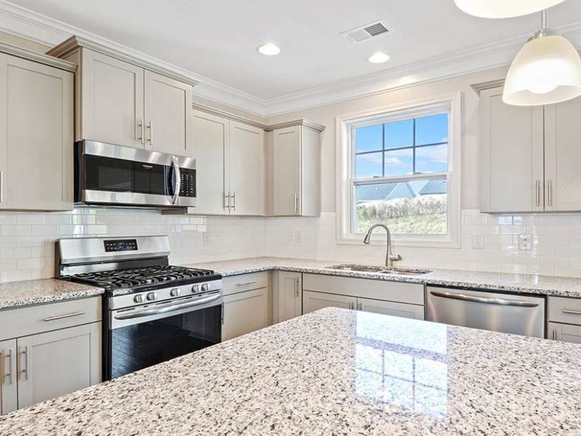 606 Fox Cove Road, Hendersonville, NC 28792.  MLS# CAR4242600, YatesRealty ID 9381. Photos are representative