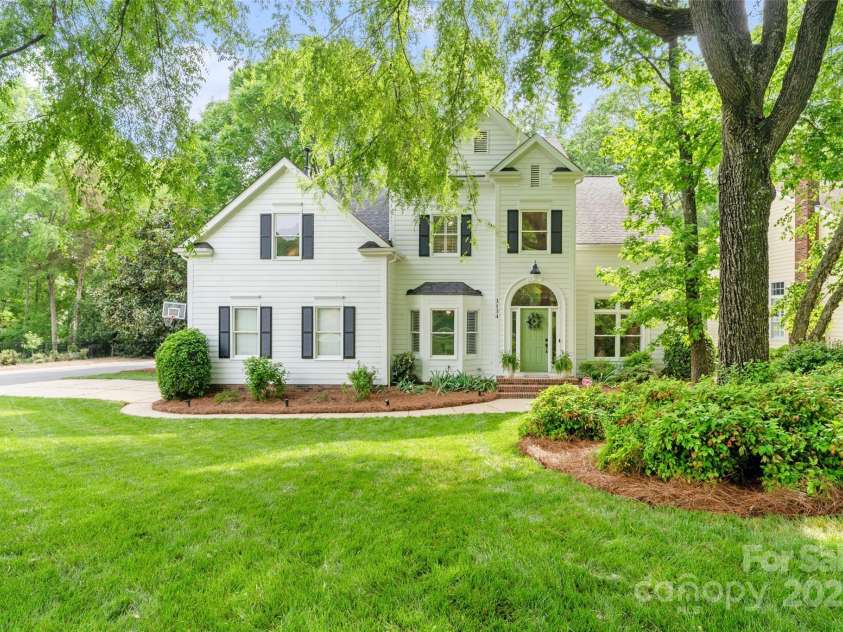 3134 Old Chapel Lane, Charlotte, NC 28210.  MLS# CAR4251730, YatesRealty ID 9382. 
