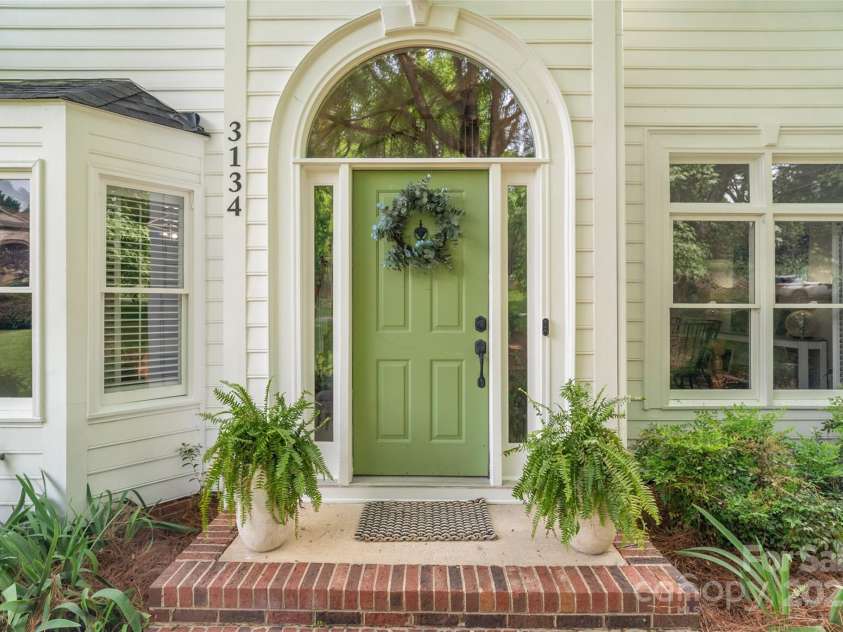 3134 Old Chapel Lane, Charlotte, NC 28210.  MLS# CAR4251730, YatesRealty ID 9382. 
