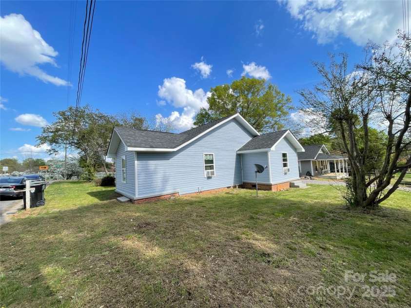 161 Cannon Avenue, Concord, NC 28025.  MLS# CAR4250199, YatesRealty ID 9384. 