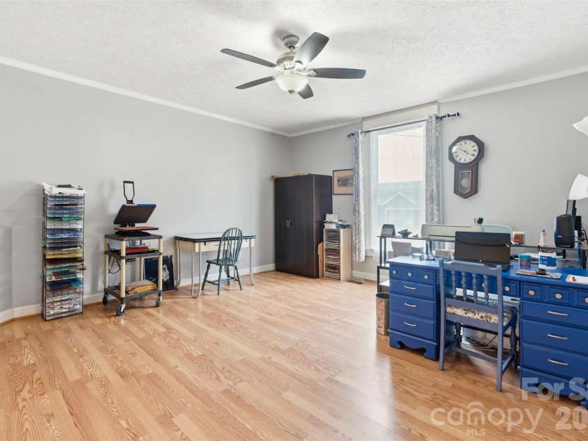 207 Oak Avenue, Hamlet, NC 28345.  MLS# CAR4357749, YatesRealty ID 9385. 