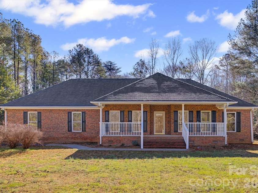 3689 Marshall Road, Rock Hill, SC 29730.  MLS# CAR4347409, YatesRealty ID 9386. 