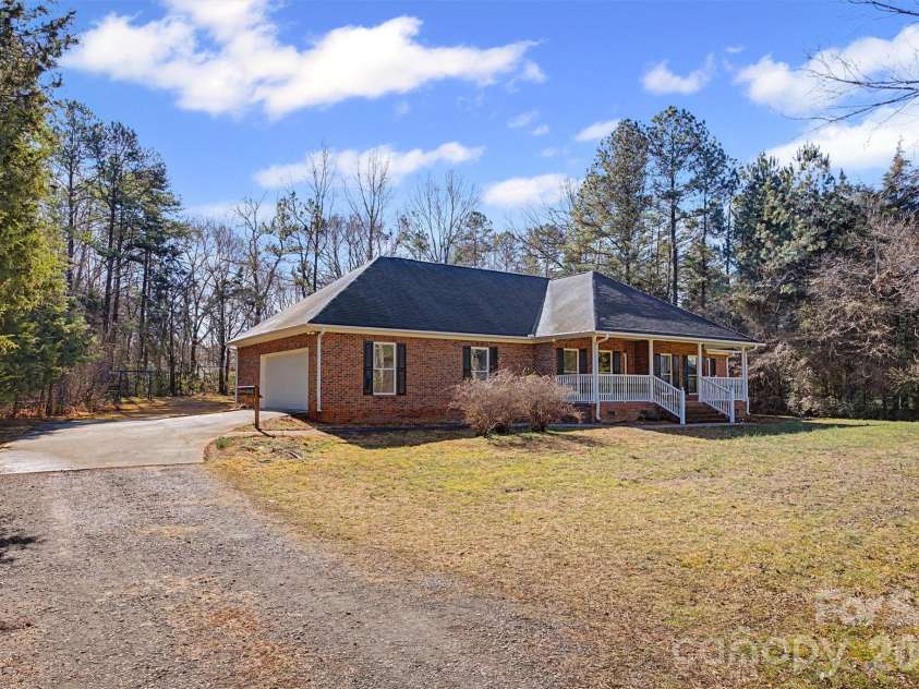 3689 Marshall Road, Rock Hill, SC 29730.  MLS# CAR4347409, YatesRealty ID 9386. 