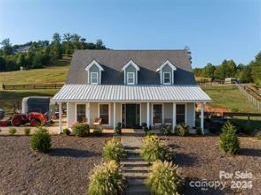822 & 920 Preservation Trail, Columbus, NC 28722.  MLS# CAR4223854, YatesRealty ID 9386. Guest house