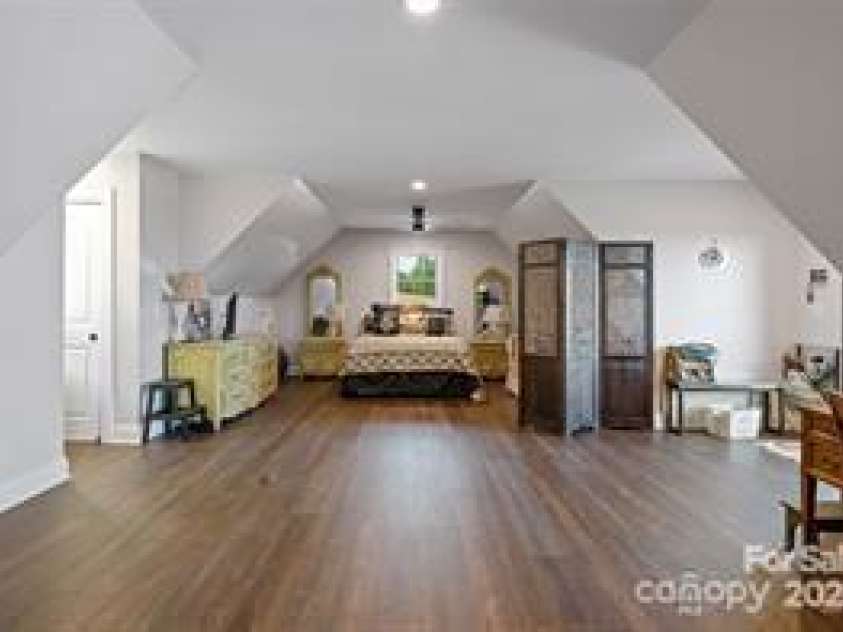 822 & 920 Preservation Trail, Columbus, NC 28722.  MLS# CAR4223854, YatesRealty ID 9386. Main house garage apartment living area