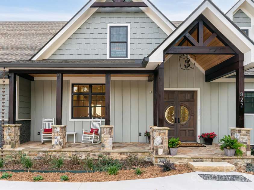 822 & 920 Preservation Trail, Columbus, NC 28722.  MLS# CAR4223854, YatesRealty ID 9386. Welcoming entrance
