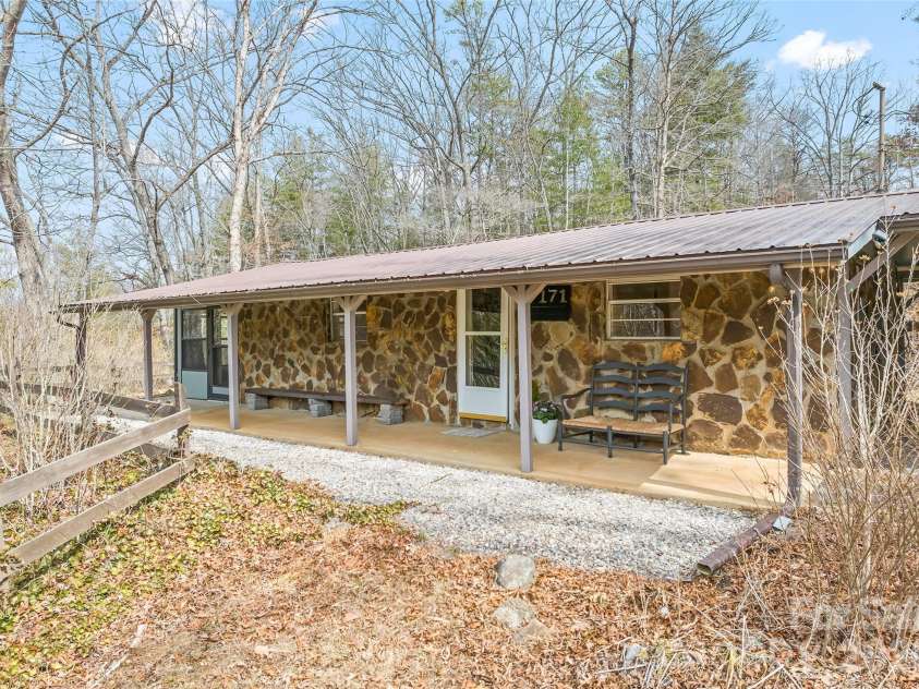 171 Fortner Road, Bryson City, NC 28713.  MLS# CAR4354486, YatesRealty ID 9387. 
