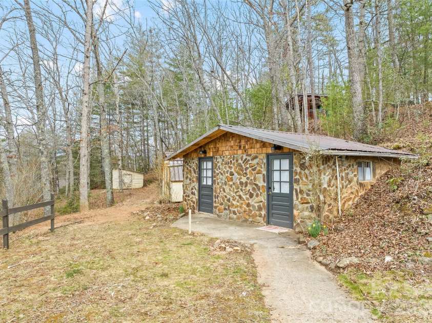 171 Fortner Road, Bryson City, NC 28713.  MLS# CAR4354486, YatesRealty ID 9387. 