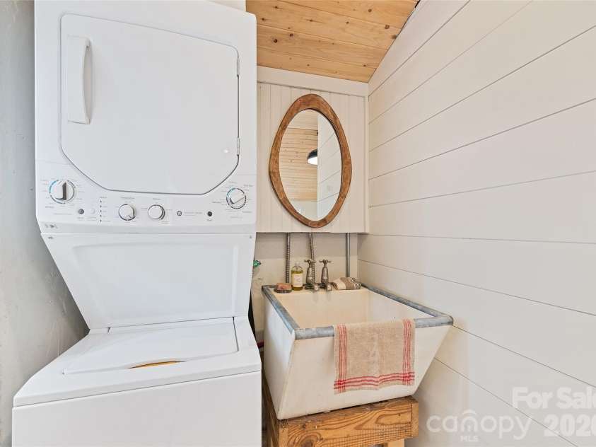 171 Fortner Road, Bryson City, NC 28713.  MLS# CAR4354486, YatesRealty ID 9387. 