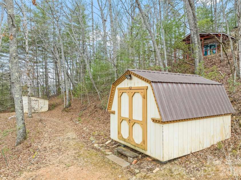 171 Fortner Road, Bryson City, NC 28713.  MLS# CAR4354486, YatesRealty ID 9387. 