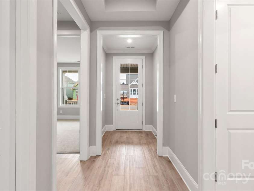4440 Moxie Way, Charlotte, NC 28215.  MLS# CAR4195501, YatesRealty ID 9387. Kitchen