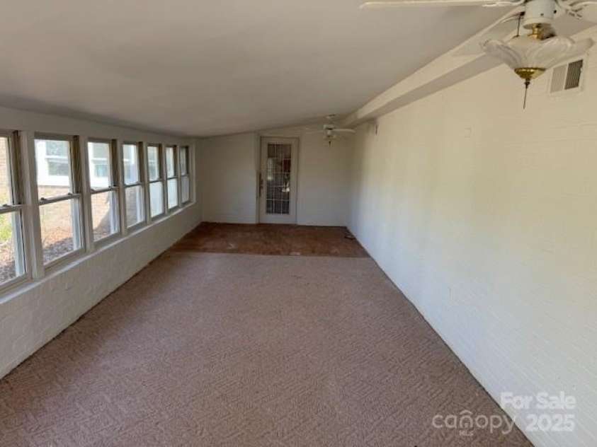 2211 Unionville Indian Trail, Indian Trail, NC 28079.  MLS# CAR4231619, YatesRealty ID 9388. 