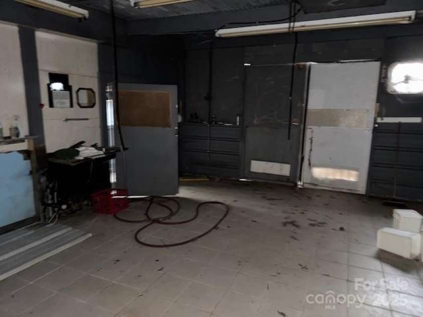 2211 Unionville Indian Trail, Indian Trail, NC 28079.  MLS# CAR4231619, YatesRealty ID 9388. 