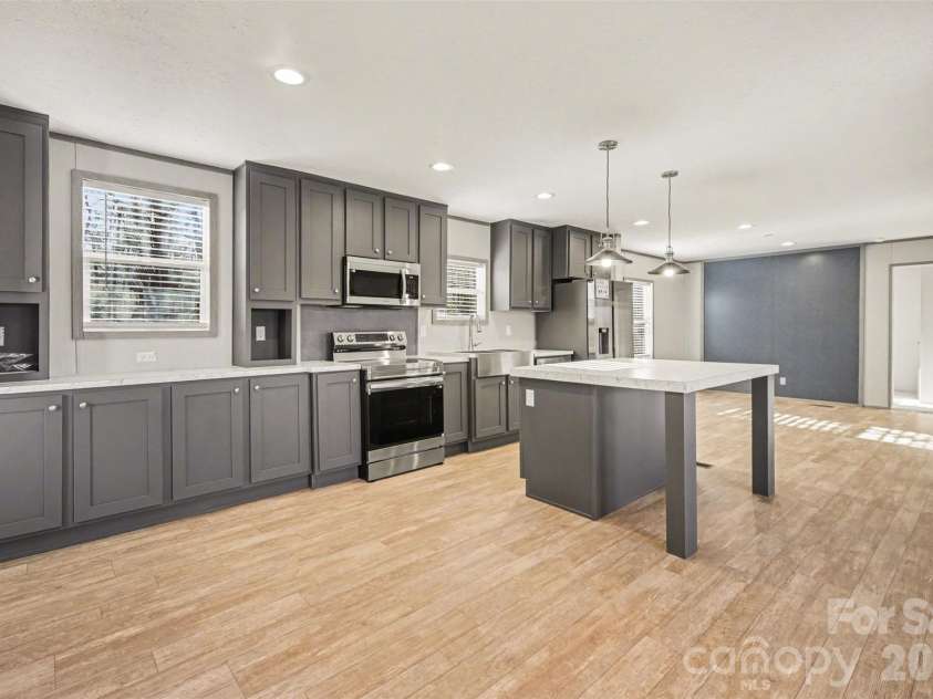 3026 Drake Circle, Shelby, NC 28152.  MLS# CAR4347259, YatesRealty ID 9388. 