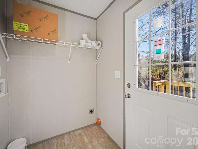 3026 Drake Circle, Shelby, NC 28152.  MLS# CAR4347259, YatesRealty ID 9388. 