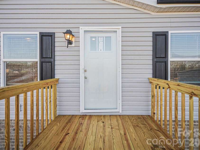 3026 Drake Circle, Shelby, NC 28152.  MLS# CAR4347259, YatesRealty ID 9388. 