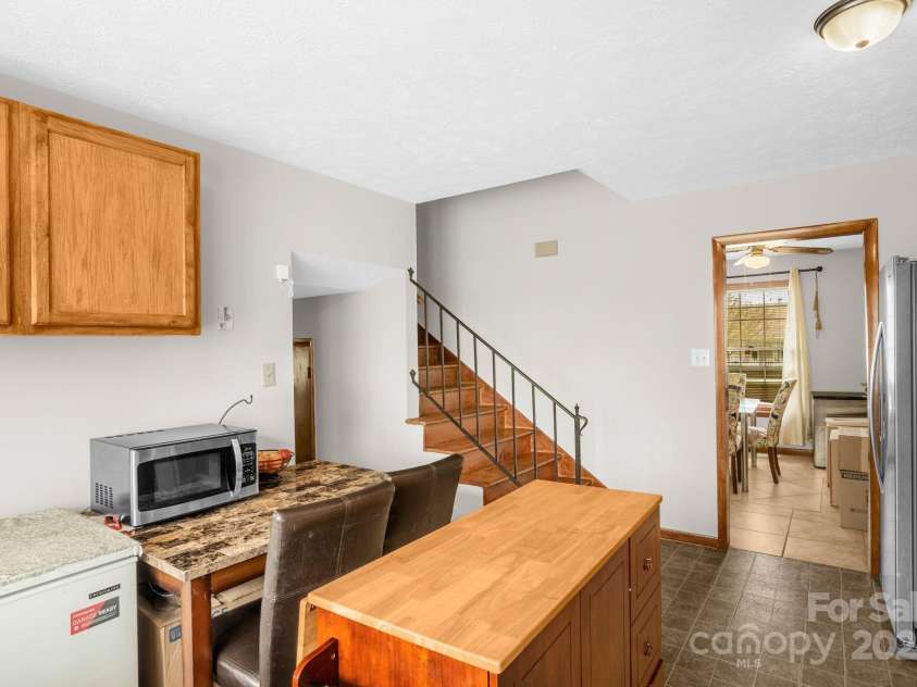 7898 Rivendale Drive, Fayetteville, NC 28314.  MLS# CAR4244344, YatesRealty ID 9389. 