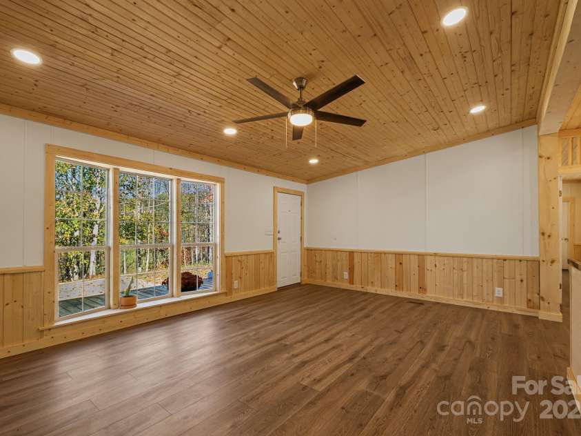 398 Dogwood Drive, Bakersville, NC 28705.  MLS# CAR4321945, YatesRealty ID 939. 