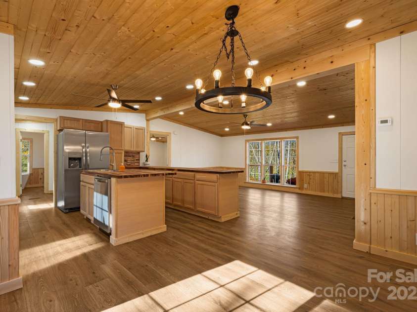 398 Dogwood Drive, Bakersville, NC 28705.  MLS# CAR4321945, YatesRealty ID 939. 