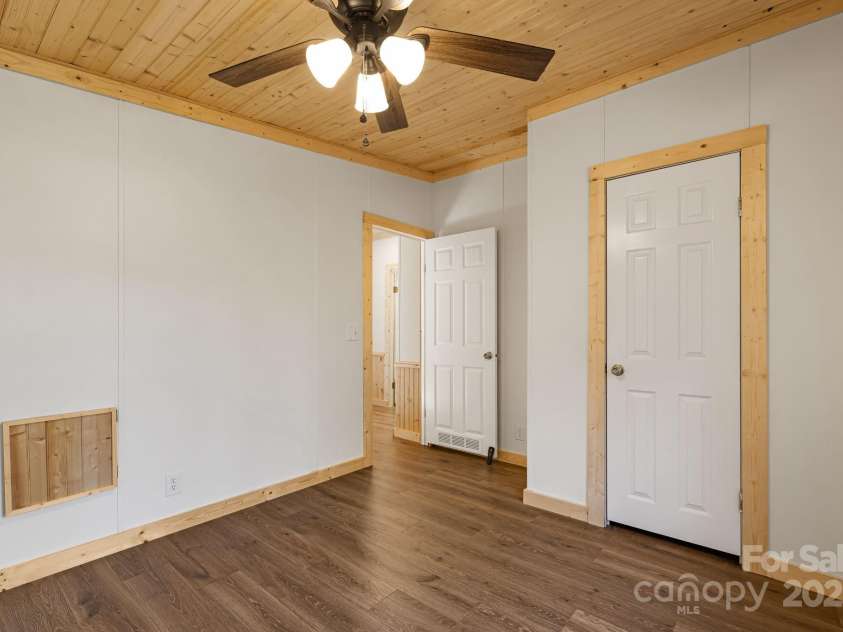 398 Dogwood Drive, Bakersville, NC 28705.  MLS# CAR4321945, YatesRealty ID 939. 