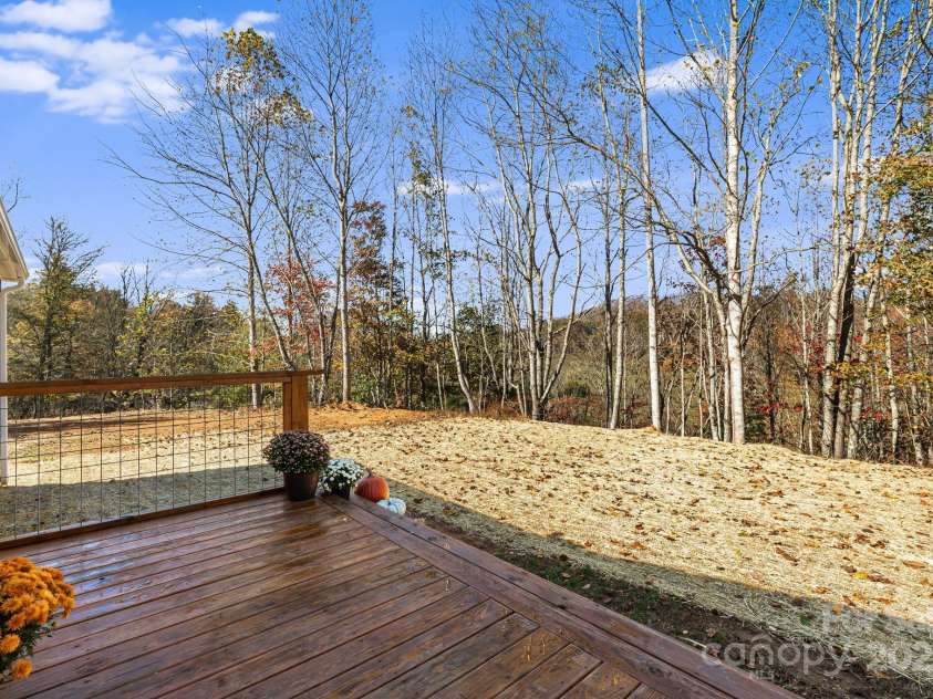 398 Dogwood Drive, Bakersville, NC 28705.  MLS# CAR4321945, YatesRealty ID 939. 