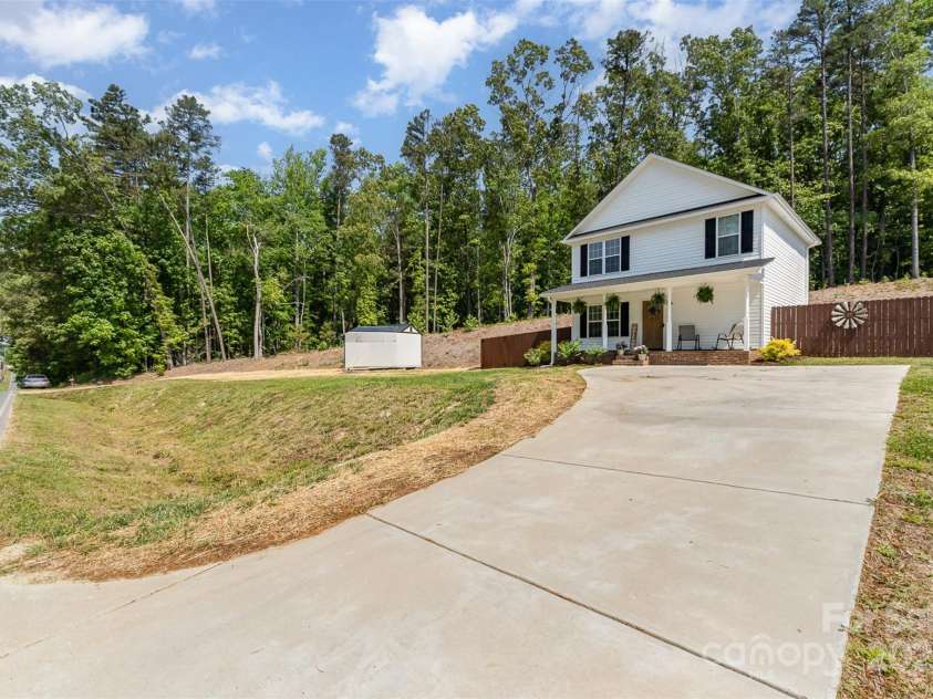 658 Morgan Road, Albemarle, NC 28001.  MLS# CAR4252169, YatesRealty ID 9392. 
