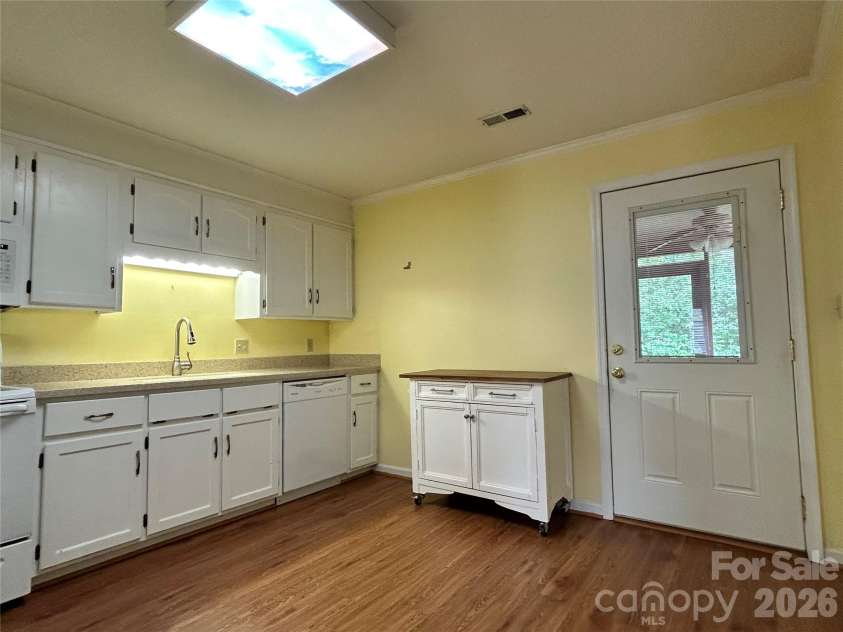 226 Pointe Circle, Rock Hill, SC 29732.  MLS# CAR4365707, YatesRealty ID 9394. 