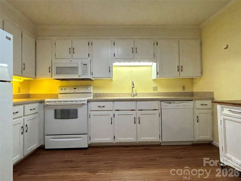 226 Pointe Circle, Rock Hill, SC 29732.  MLS# CAR4365707, YatesRealty ID 9394. 