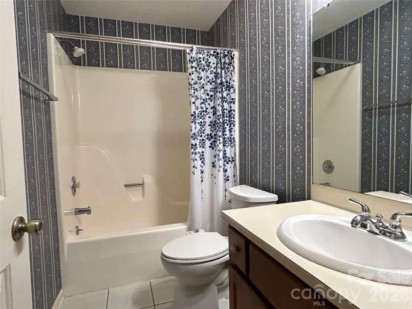226 Pointe Circle, Rock Hill, SC 29732.  MLS# CAR4365707, YatesRealty ID 9394. 