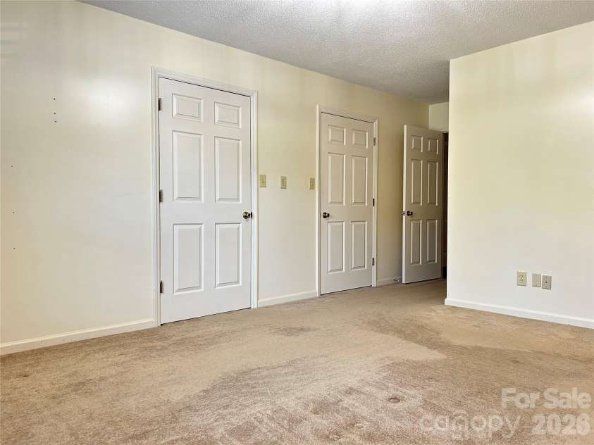 226 Pointe Circle, Rock Hill, SC 29732.  MLS# CAR4365707, YatesRealty ID 9394. 