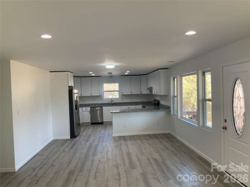 841 B CHARLOTTE Highway, Fairview, NC 28730.  MLS# CAR4334477, YatesRealty ID 9395. 